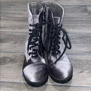Madden girl gray velvet women’s booties size 8